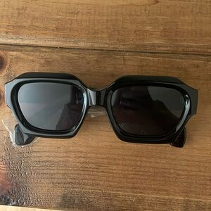 Carly Jean Black Jacqueline Sunglasses